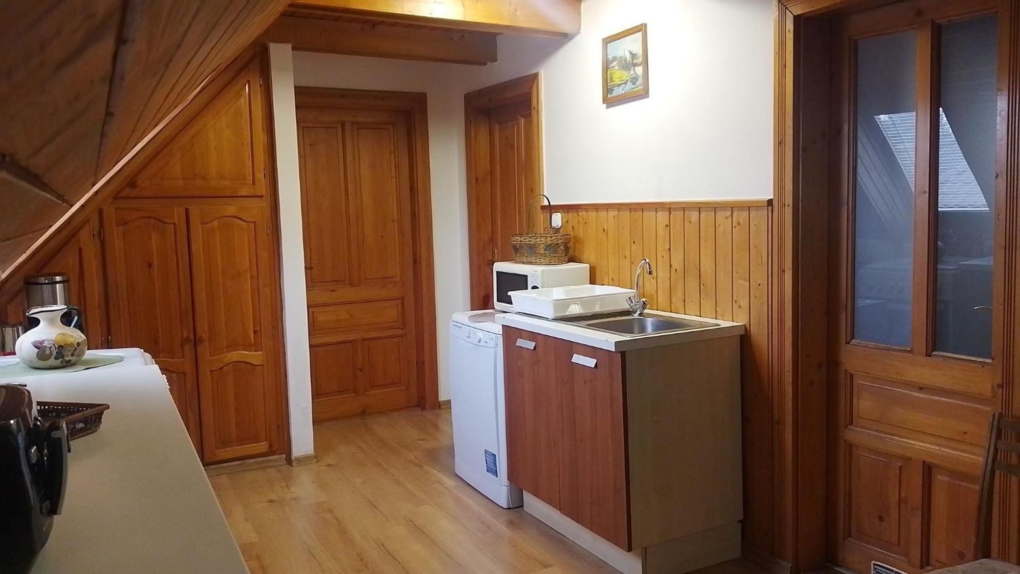 Erzsébet Vendégház és Apartman Hajdúszoboszló Esterno foto